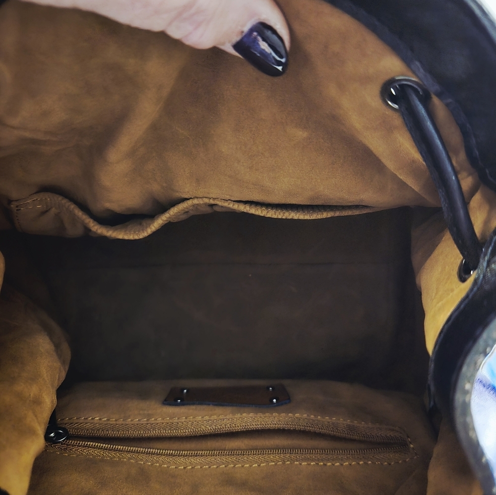 Patricia Nash Elora Bucket Bag - Picture 6 of 7